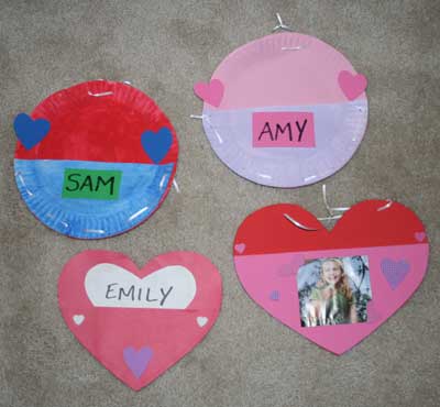 Here are three variations of our hanging valentine holder craft.