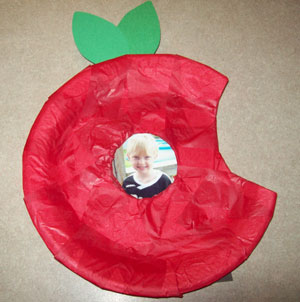 kids apple frame craft