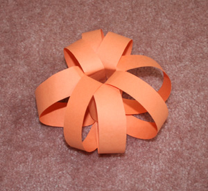 paper strip pumpkin step 2