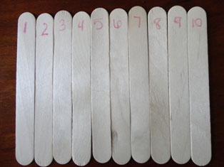 popsicle stick puzzle craft step 2