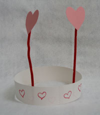 20 Mess-Free Valentine's Day Crafts to Make at Home With the Kids