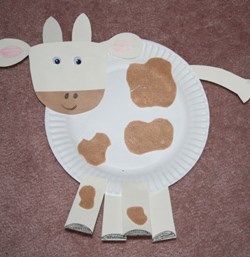 Paper Plate Cow Craft
